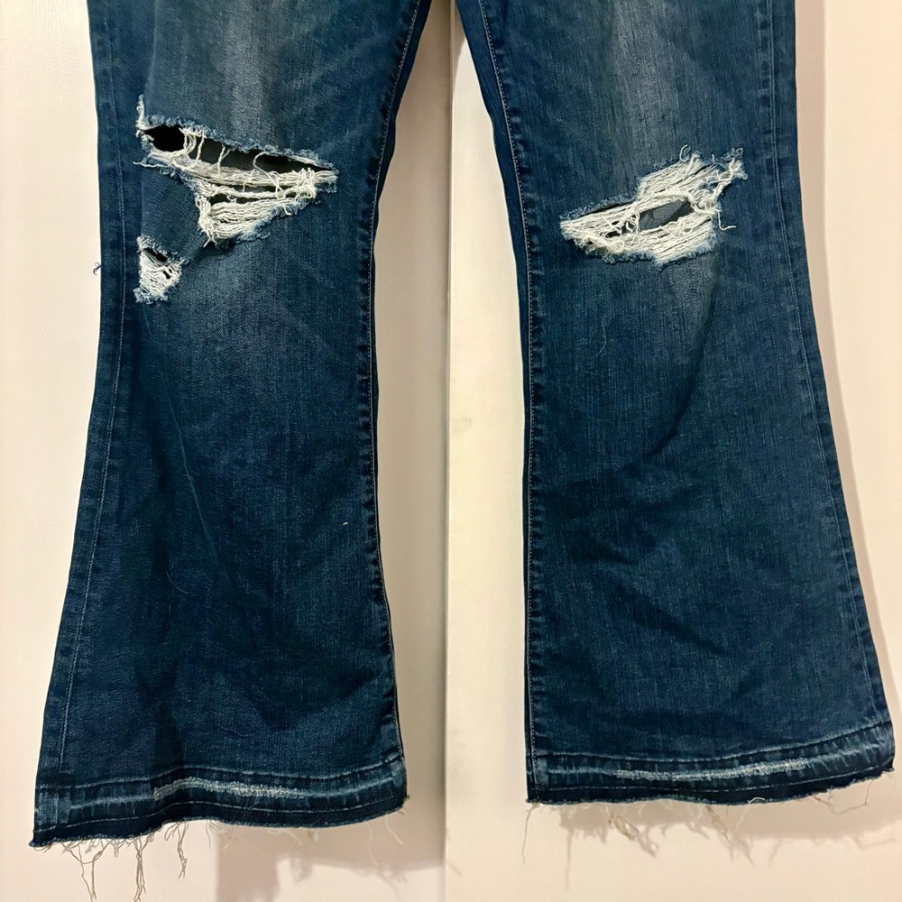 American Eagle Outfitters Highest Rise Flare Blue Jeans - Picture 2 of 8